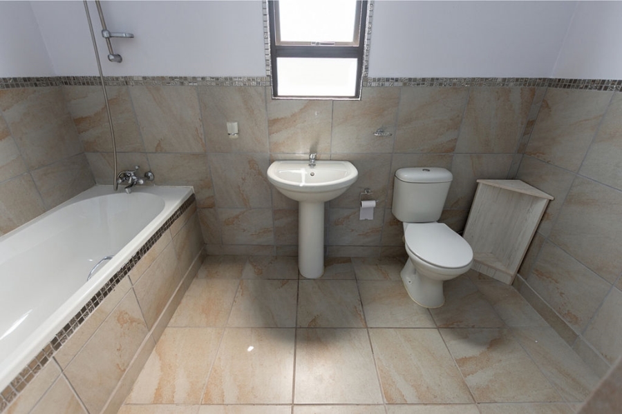 3 Bedroom Property for Sale in Country Club Western Cape